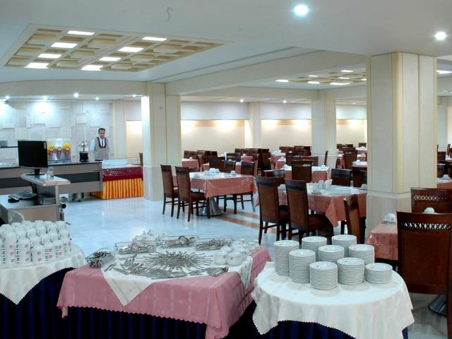 Minoo Hotel Mashhad