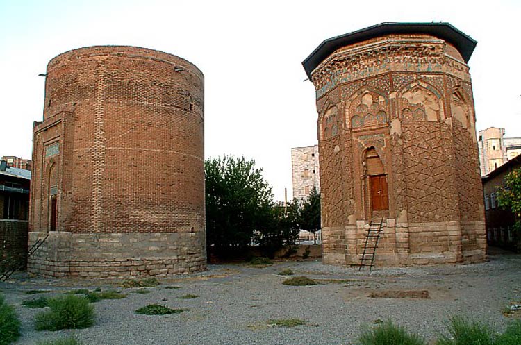 Gonbad-e Kabood, Maragheh