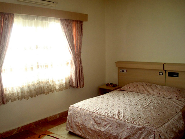 Arsh Hotel Nowshahr
