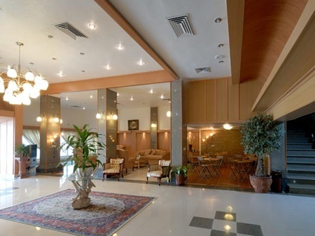 Aftabe Shargh Hotel Kish