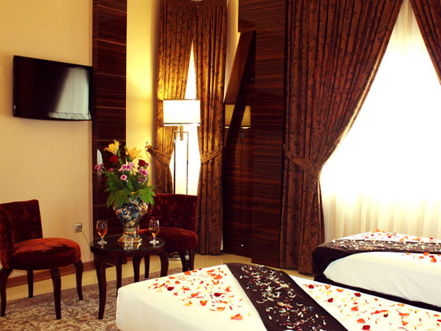 Monji Hotel Mashhad