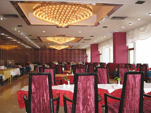 Parsian Azadi Khazar Hotel Chalus