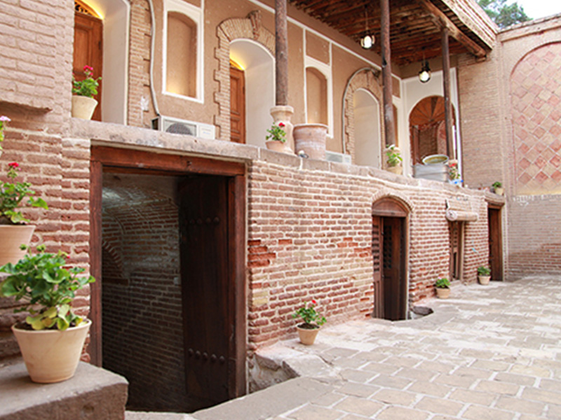 Behrouzi House Traditional Hotel Qazvin