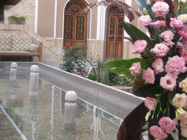 Moshir Caravanserai Hotel Yazd