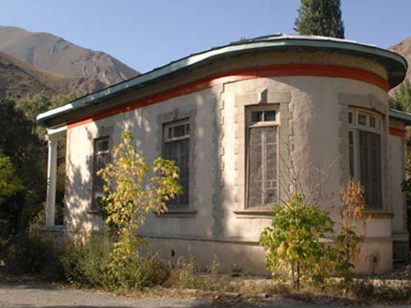 Parsian Azadi Hotel Gachsar