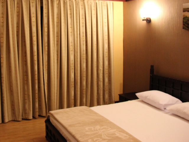 Setareh Darya Hotel Chamkhaleh Langarud