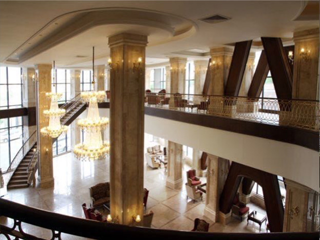 Laleh Hotel Baneh
