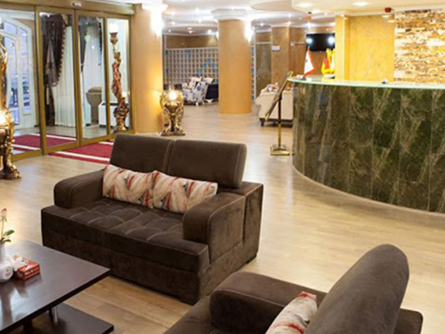 Baam Grand Hotel Boroujen