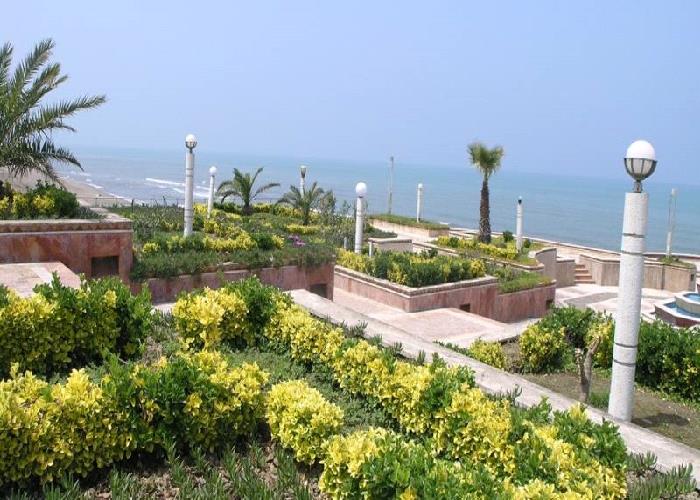 Negin Beach Hotel Nur