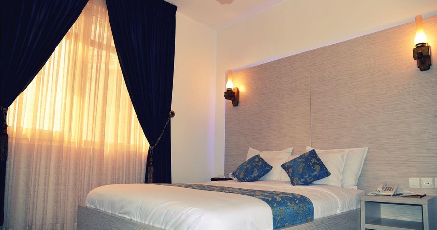 Negin Beach Hotel Nur