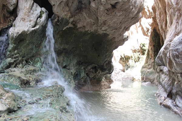 Morteza Ali Hot Spring