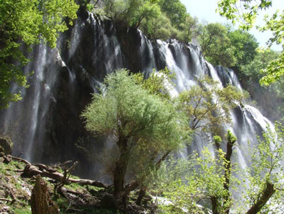 Zarde limeh Waterfall