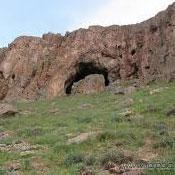 Gizlar Qalasi Castle and Cave