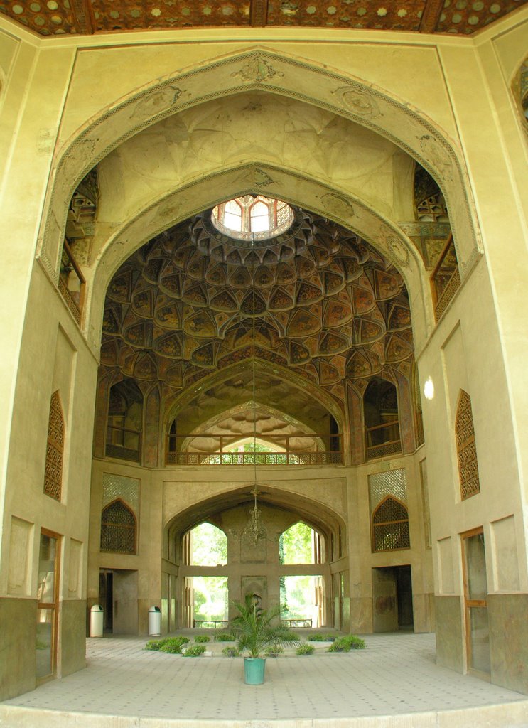 Hasht Behesht Palace