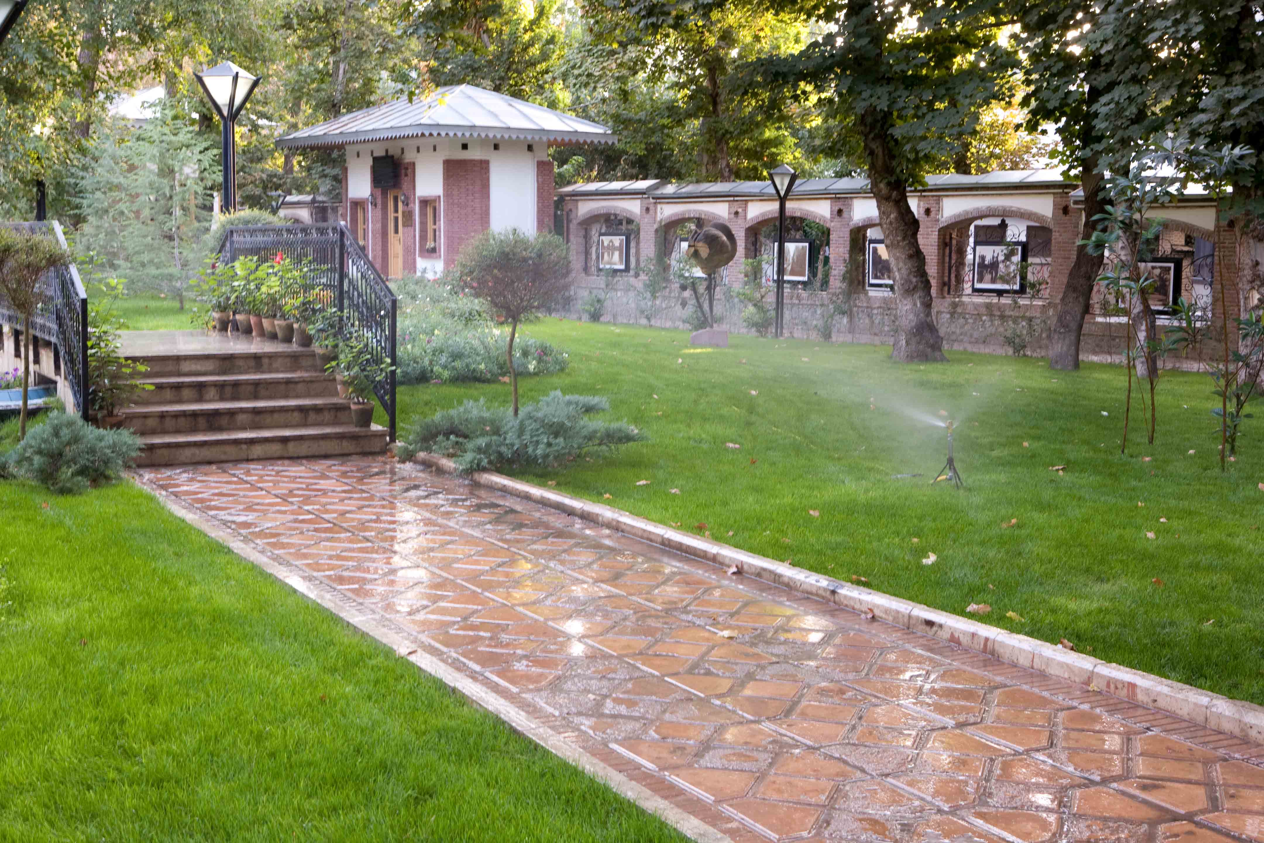 Iranian Art Museum Garden