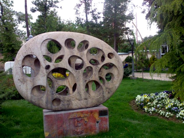 Iranian Art Museum Garden