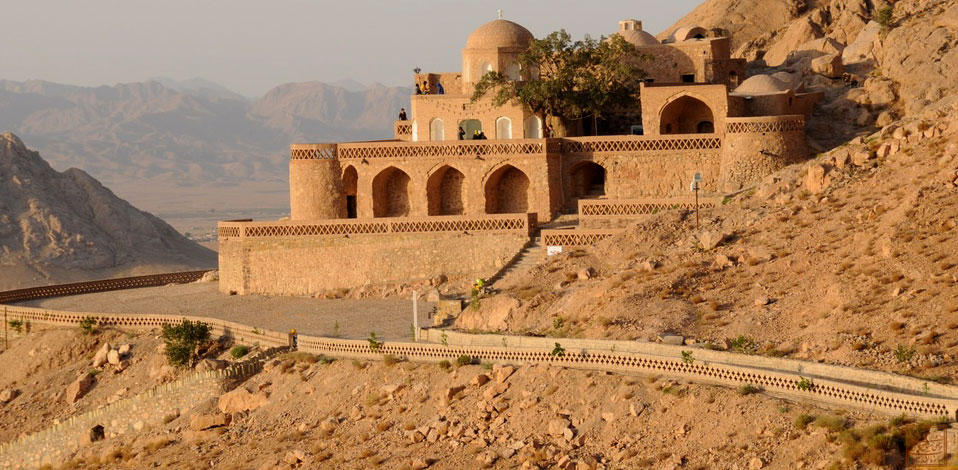 Tomb of Bouzar Jomehr Ghaeni