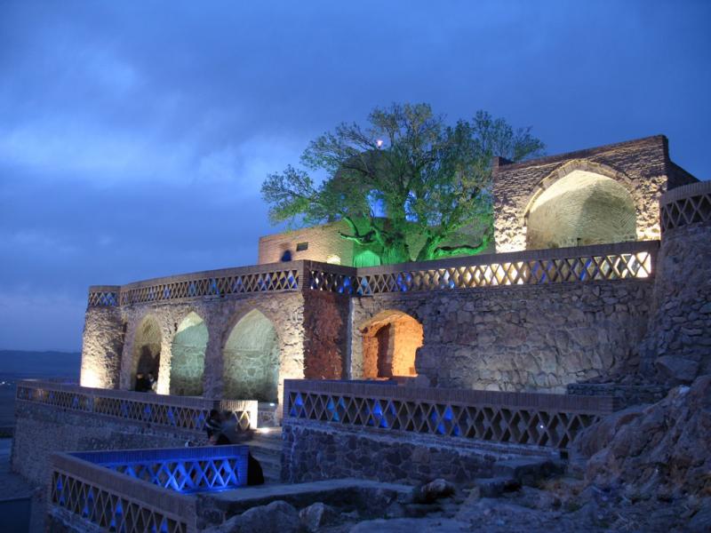 Tomb of Bouzar Jomehr Ghaeni
