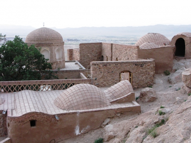 Tomb of Bouzar Jomehr Ghaeni