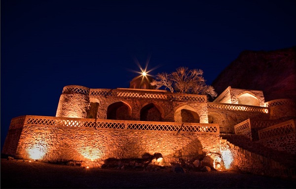 Tomb of Bouzar Jomehr Ghaeni