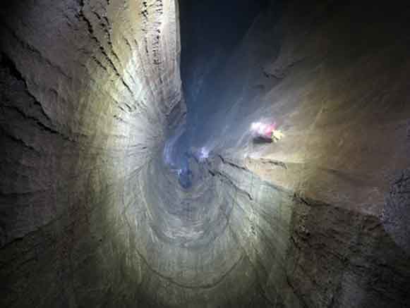 Parau Cave, Kermanshah