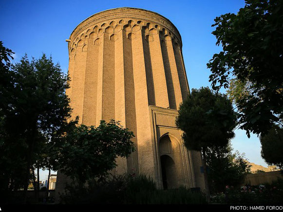 Tughrul Tower, Rey