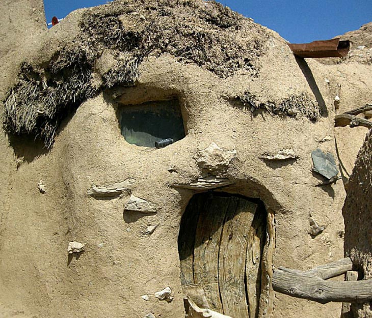 Makhunik Village