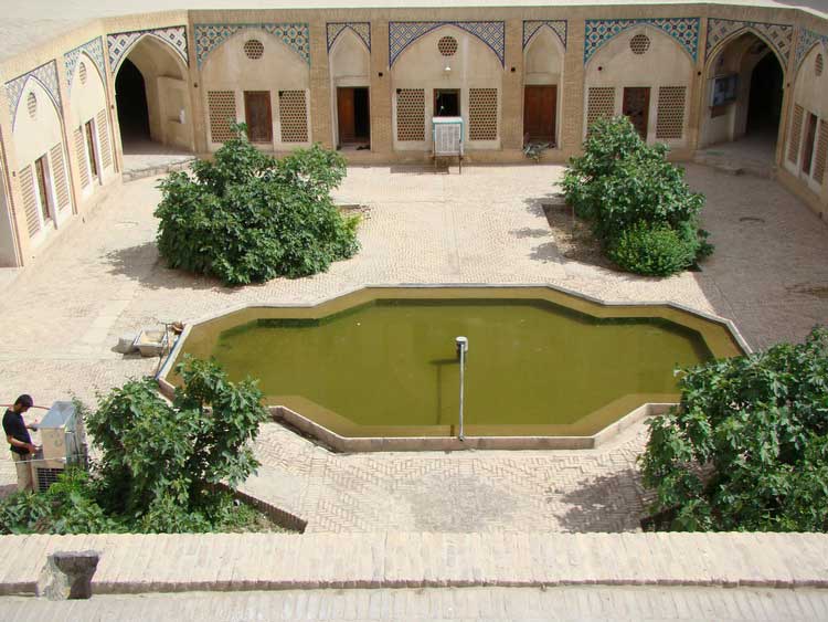 Agha Bozorg Mosque, Kashan