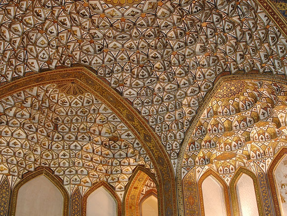 Ashraf Hall, Isfahan