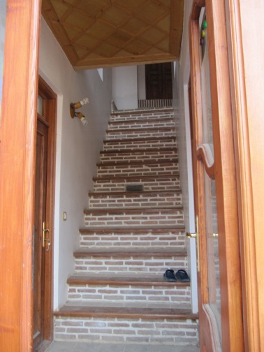 Fazeli House, Sari