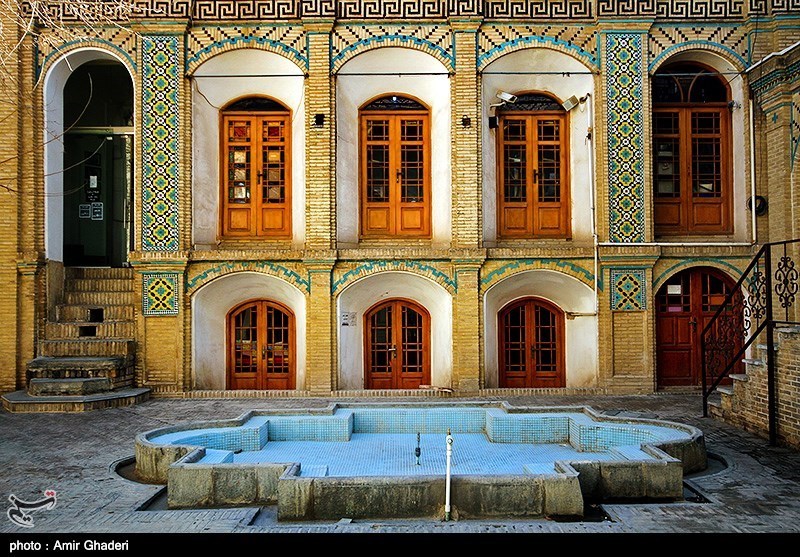 Hassan Pour Mansion, Arak