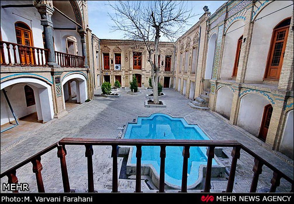 Hassan Pour Mansion, Arak