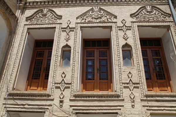 Hassan Pour Mansion, Arak