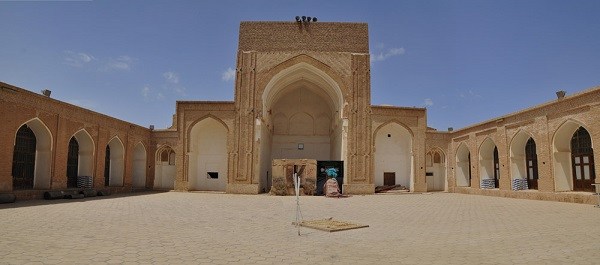 The historical town of Toon