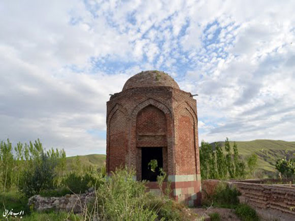 Tomb of Bayazid Bastami, Hashtrud