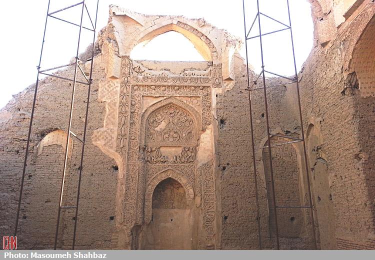 Haftshooye Jameh Mosque