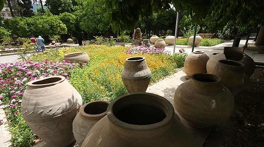 Kolahfarangy Mansion of Shiraz, Tomb of Karim Khan Zand