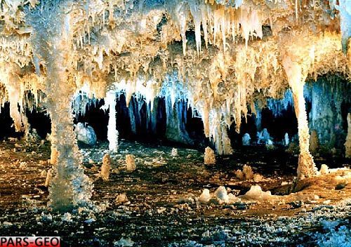 Quri Qala Cave
