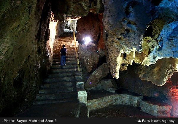 Chal Nakhjir Cave