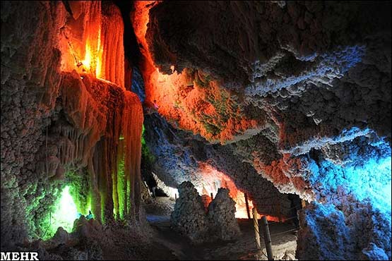 Chal Nakhjir Cave
