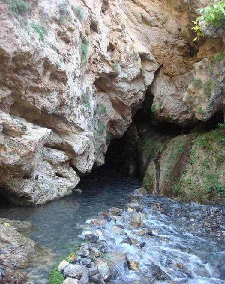 Ortokand Waterfall