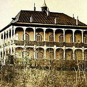 Sorkheh Hesar Palace