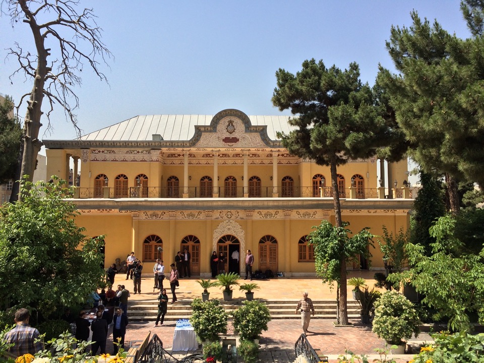 Mansion of Eyn-od-Dowleh (Leaf Gallery)