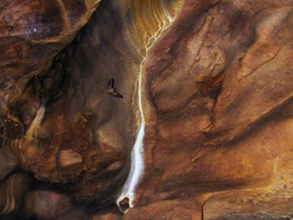 Ghaleh Kord Cave