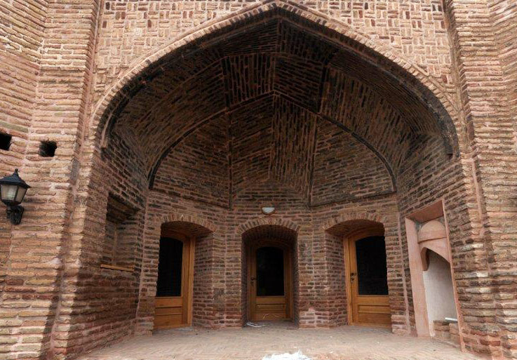 Collection of Caravanserais in Mian Dasht