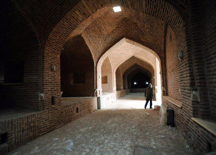 Collection of Caravanserais in Mian Dasht