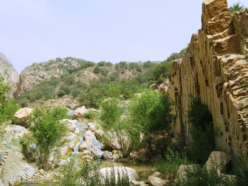 Dom-e Asb Canyon and Waterfall (Horsetail canyon)