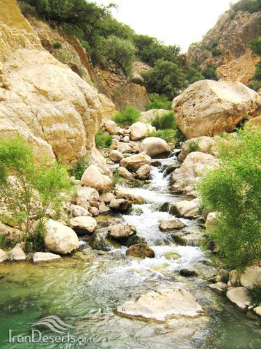 Dom-e Asb Canyon and Waterfall (Horsetail canyon)