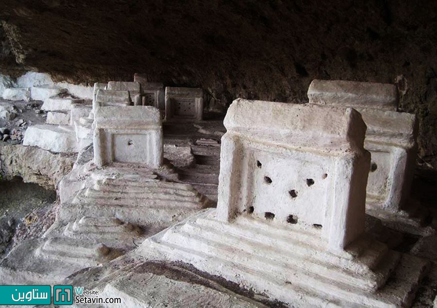 Haftad Molla Cemetery