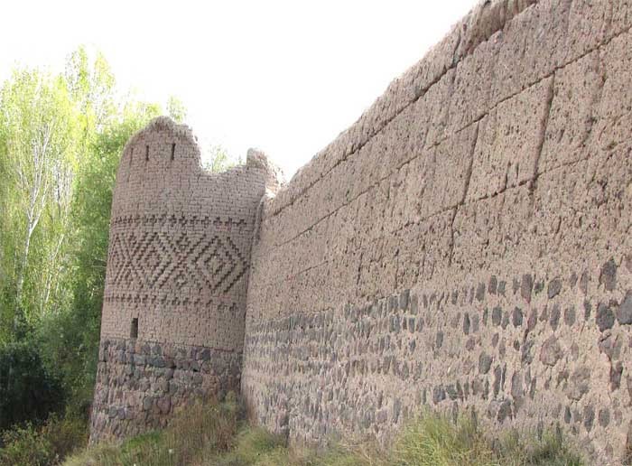 Old Castle, Meshginshahr